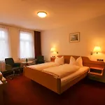 & Restaurant Druidenstein Hotel 2*