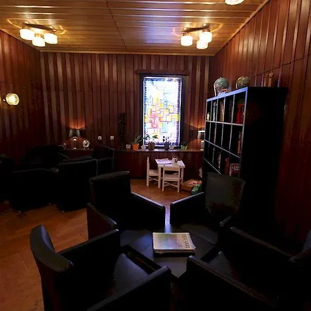 & Restaurant Druidenstein 酒店 2*