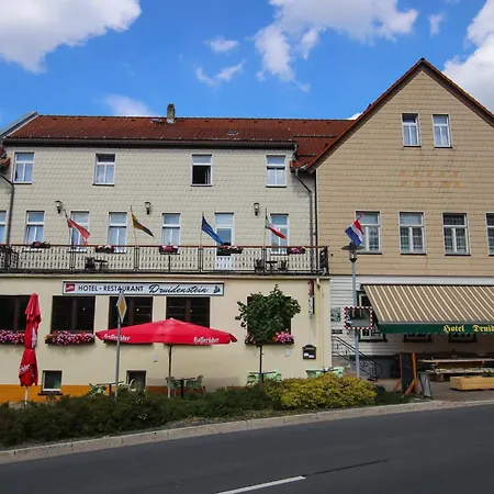& Restaurant Druidenstein 호텔 2*