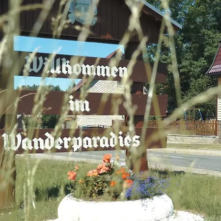 & Restaurant Druidenstein 酒店 2*