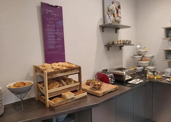 & Restaurant Druidenstein מלון 2*