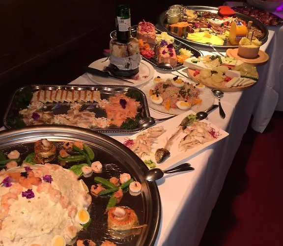 & Restaurant Druidenstein 酒店 特劳泰斯腾