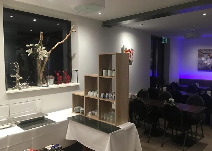 & Restaurant Druidenstein מלון